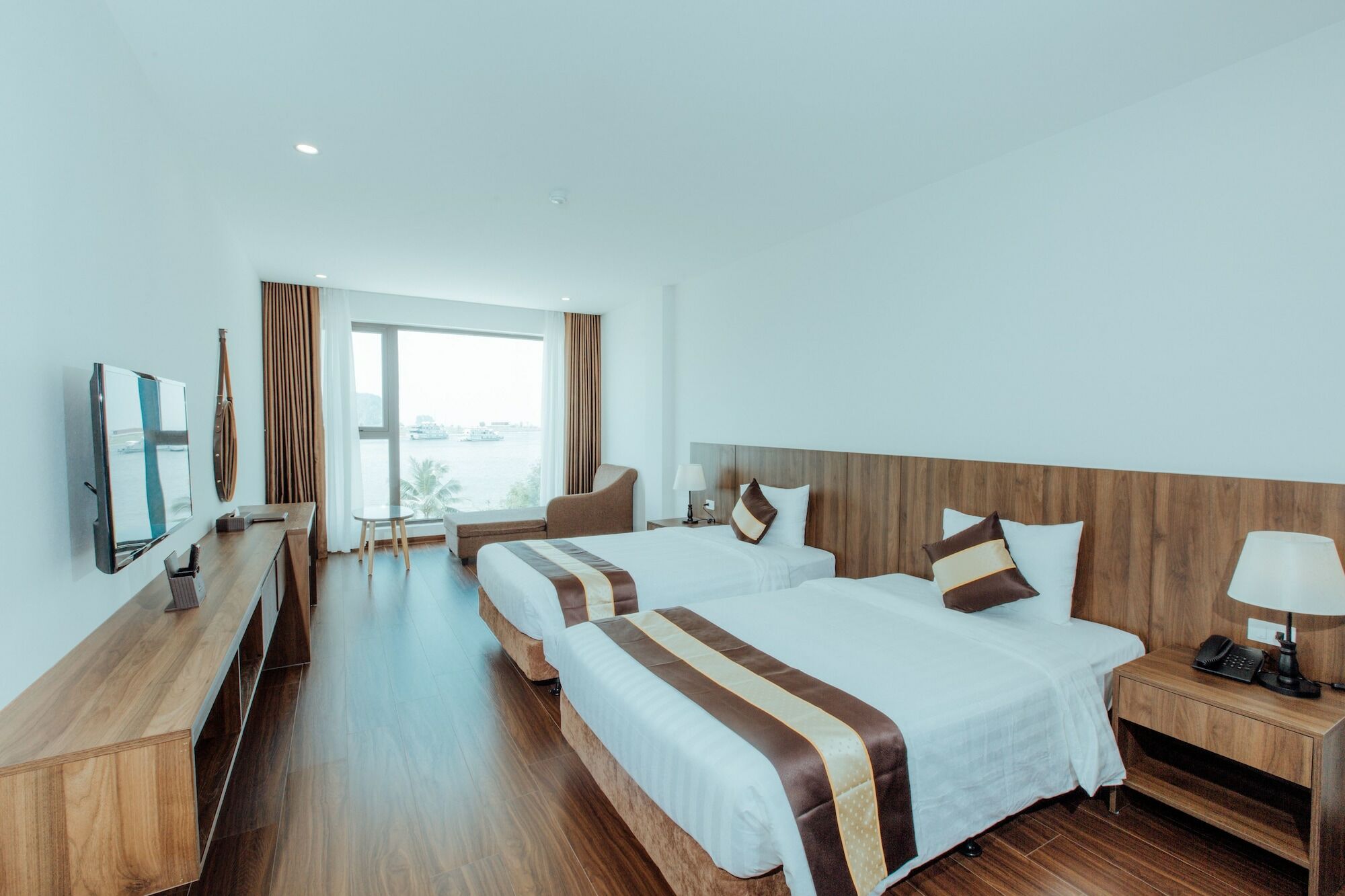 Sun Bay Tuan Chau Hotel Ha Long Esterno foto